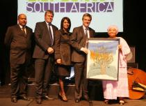 BASA Awards Ceremony: Sikkie Kajee – Chairman of Business and Arts South Africa, Peter Bruce – Editor of Business Day, Ms. Premilla Hamid – General Manager, Public Affairs – Anglo American, Mr. Colin Brown – Head of Corporate Affairs, Deutsche Bank South Africa, Lulu Xingwana – Minister of Arts and Culture